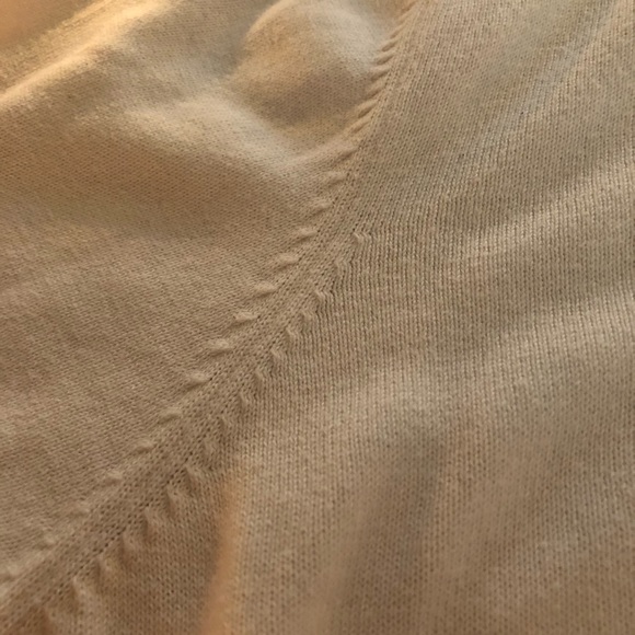 White Knitted Sweater - Picture 3 of 3